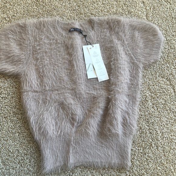 Zara faux fur crop top - Picture 2 of 4
